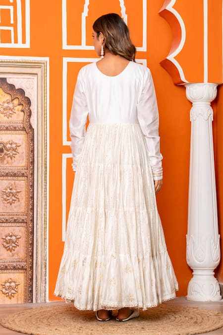 Yuvraani Jaipur_Ivory Muslin, Shantoon, Chinon, Chiffon Designer Anarkali Set With Dupatta _Online_at_Aza_Fashions