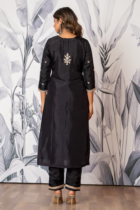 Buy_Yuvraani Jaipur_Black Silk, Shantoon, Organza Sequins, Embroidery Round Kurta Pant Dupatta Set _Online_at_Aza_Fashions