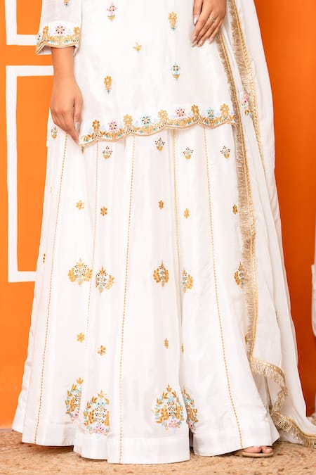 Shop_Yuvraani Jaipur_Ivory Silk, Shantoon, Organza Embroidery V-neck Kurta Sharara Set _Online_at_Aza_Fashions