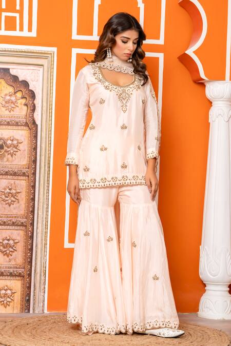Buy_Yuvraani Jaipur_Peach Silk, Shantoon, Organza Embroidery Round Neck Kurta Sharara Set 