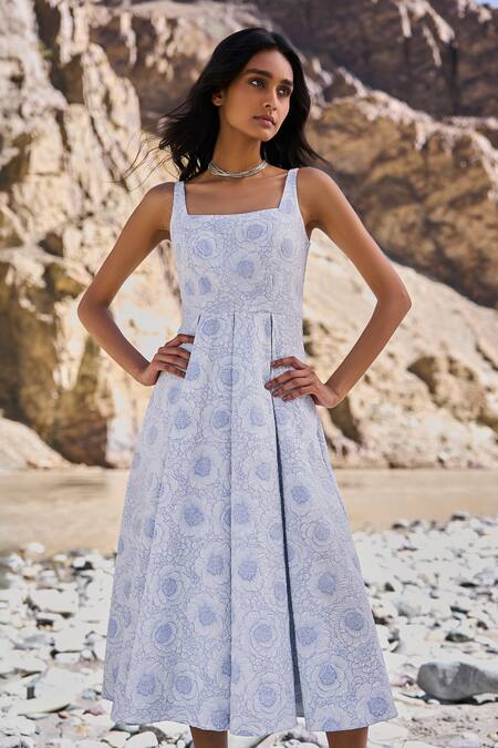Buy Dash And Dot Blue Polyester, Spandex Embroidery Square Neck Floral Flared Midi Dress Online at Aza Fashions Buy_Dash And Dot_Blue Polyester, Spandex Embroidery Square Neck Floral Flared Midi Dress _Online_at_Aza_Fashions