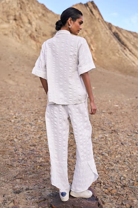 Shop Dash And Dot Off White Cotton Collared Asymmetric Hem Side-tie Set at Aza Fashions Shop_Dash And Dot_Off White Cotton Collared Asymmetric Hem Side-tie Set _at_Aza_Fashions