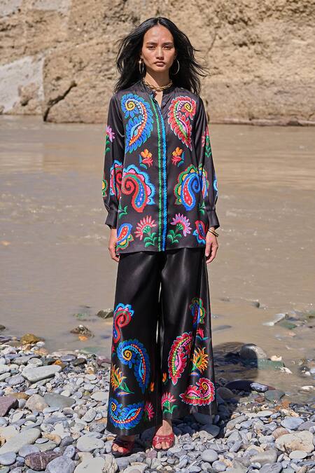 Buy Dash And Dot Black Polyester Embroidery Collared Multicolour Paisley Pant Set Online at Aza Fashions Buy_Dash And Dot_Black Polyester Embroidery Collared Multicolour Paisley Pant Set _Online_at_Aza_Fashions