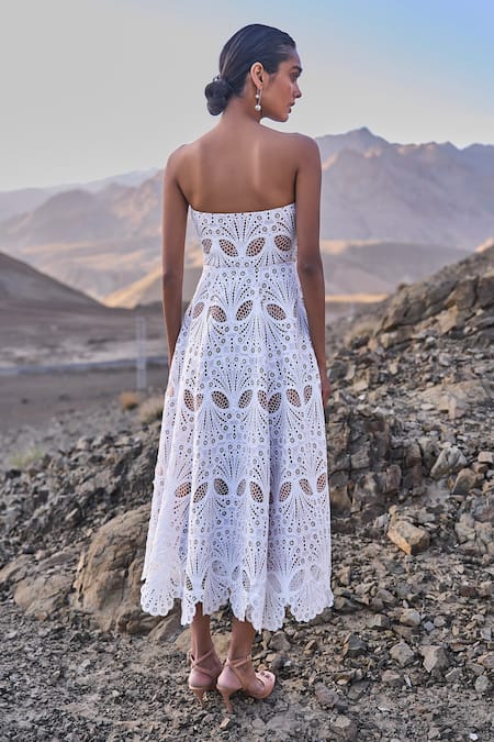 Dash And Dot Cutwork Lace Midi Dress 