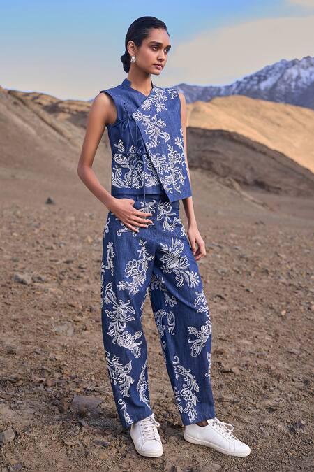 Buy Dash And Dot Blue Cotton Embroidery Mandarin Collar Indigo Waistcoat Set Online at Aza Fashions Buy_Dash And Dot_Blue Cotton Embroidery Mandarin Collar Indigo Waistcoat Set _Online_at_Aza_Fashions