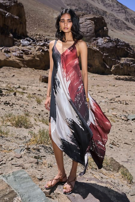 Dash And Dot Multi Color Viscose V-neck Brushstroke Flowing Dress at Aza Fashions Dash And Dot_Multi Color Viscose V-neck Brushstroke Flowing Dress _at_Aza_Fashions