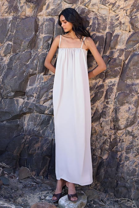 Dash And Dot Off White Polyester Beads Off-shoulder Pearl Poplin Midi Dress 