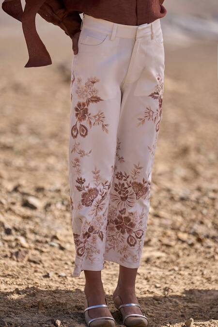 Dash And Dot White Polyester, Viscose, Spandex Embroidery Barrel Pant Online at Aza Fashions Dash And Dot_White Polyester, Viscose, Spandex Embroidery Barrel Pant _Online_at_Aza_Fashions