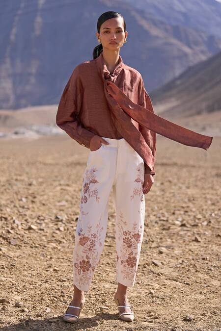 Shop Dash And Dot White Polyester, Viscose, Spandex Embroidery Barrel Pant Online at Aza Fashions Shop_Dash And Dot_White Polyester, Viscose, Spandex Embroidery Barrel Pant _Online_at_Aza_Fashions