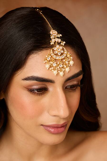 Shop_Paisley Pop_Gold Plated Kundan Maangtikka With Pearls _Online_at_Aza_Fashions