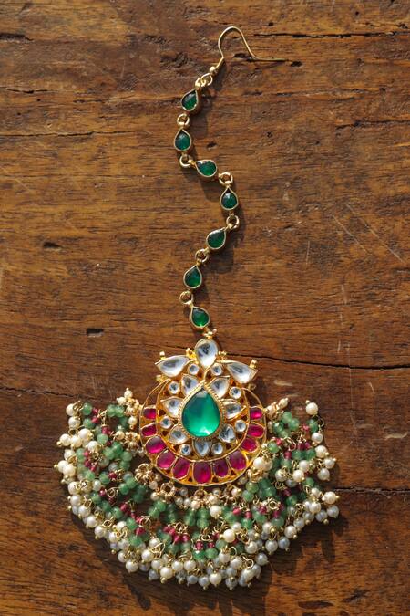 Buy_Paisley Pop_Green Kundan Statement Maangtikka _Online_at_Aza_Fashions