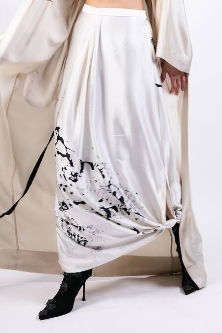 Buy_AK-OK_Black Embroidery Open Neck, Printed Silk Lungi Skirt Set _Online_at_Aza_Fashions