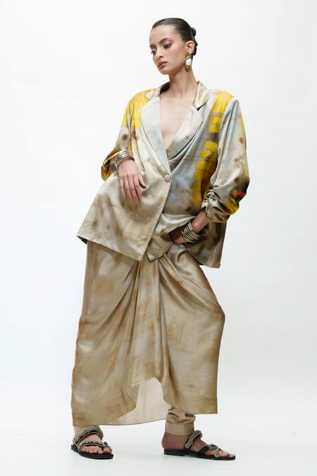 Buy_AK-OK_Gold Plated Pearls Luna Shell Drop Earrings 