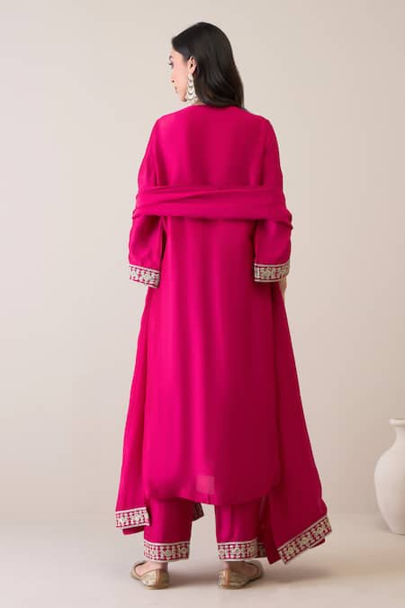 Shop Roohbyridhimaa Magenta Viscose, Organza, Zari, Embroidery Collared Jalsa Kurta Set at Aza Fashions Shop_Roohbyridhimaa_Magenta Viscose, Organza, Zari, Embroidery Collared Jalsa Kurta Set _at_Aza_Fashions