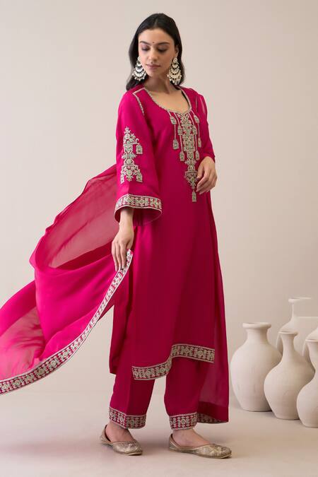 Roohbyridhimaa Magenta Viscose, Organza, Zari, Embroidery Collared Jalsa Kurta Set at Aza Fashions Roohbyridhimaa_Magenta Viscose, Organza, Zari, Embroidery Collared Jalsa Kurta Set _at_Aza_Fashions