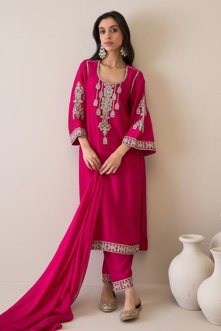 Buy Roohbyridhimaa Magenta Viscose, Organza, Zari, Embroidery Collared Jalsa Kurta Set Buy_Roohbyridhimaa_Magenta Viscose, Organza, Zari, Embroidery Collared Jalsa Kurta Set