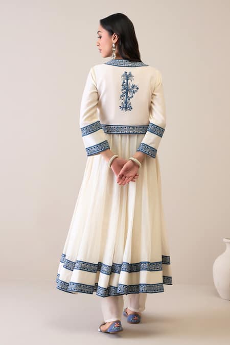 Shop Roohbyridhimaa Off White Chanderi Embroidery Round Neck Maryam Jacket Anarkali Set at Aza Fashions Shop_Roohbyridhimaa_Off White Chanderi Embroidery Round Neck Maryam Jacket Anarkali Set _at_Aza_Fashions
