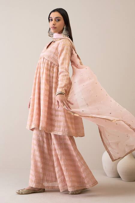 Buy Roohbyridhimaa Peach Silk Organza, Silk, Chanderi Dillagi Hand Embroidered Kurta Gharara Set Online at Aza Fashions Buy_Roohbyridhimaa_Peach Silk Organza, Silk, Chanderi Dillagi Hand Embroidered Kurta Gharara Set _Online_at_Aza_Fashions