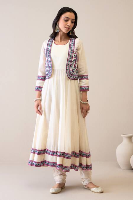 Buy_Roohbyridhimaa_Off White Chanderi Embroidery Round Neck Maryam Floral Jacket Anarkali Set _Online_at_Aza_Fashions