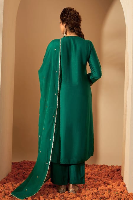Shop_Roohbyridhimaa_Green Silk Organza, Viscose Zari, Sequins V-neck Zardozi Embroidered Kurta Set _at_Aza_Fashions