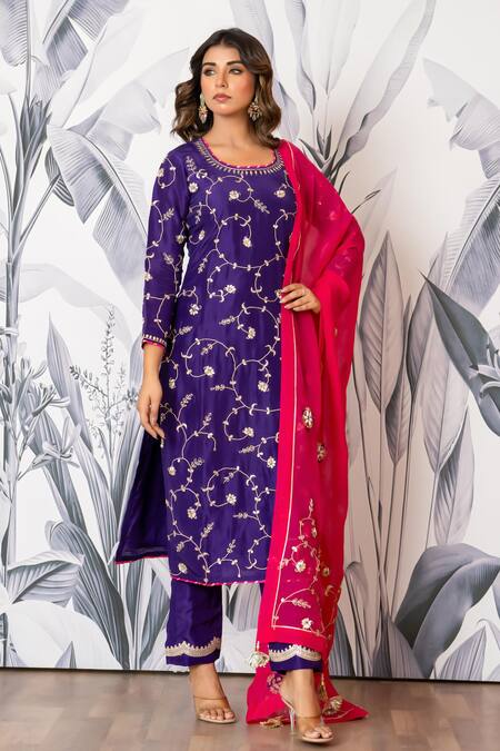 Buy_Yuvraani Jaipur_Purple Silk, Shantoon, Organza Sequins, Designer Kurta Set With Dupatta _Online_at_Aza_Fashions