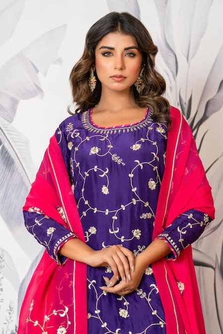 Buy_Yuvraani Jaipur_Purple Silk, Shantoon, Organza Sequins, Designer Kurta Set With Dupatta 
