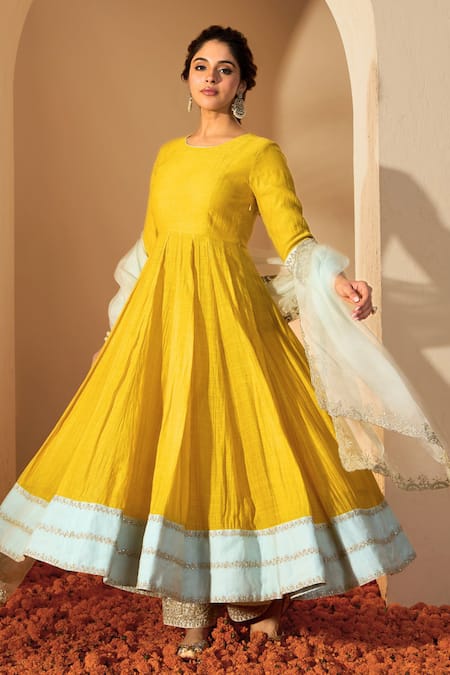 Roohbyridhimaa_Yellow Silk Organza, Silk, Chanderi, Chiffon Zari, Sequins, Anarkali Set _Online_at_Aza_Fashions