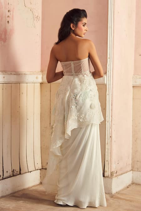 PIRI INDIA Designer Embroidered Top & Skirt Set 