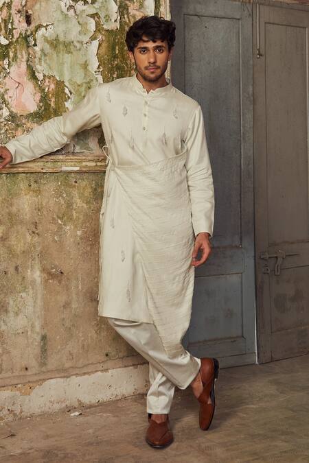 Buy_PIRI INDIA_Gray Cotton Embroidery Cloud Grey Handcrafted Kurta And Pant Set _Online_at_Aza_Fashions