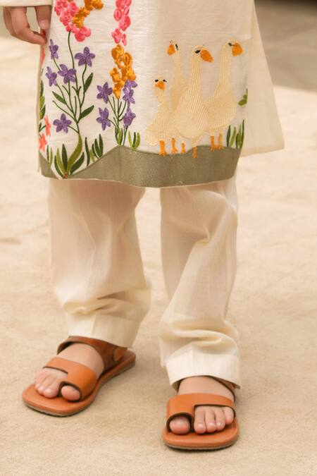 Fayon Kids Off White Cotton Embroidery Designer Kurta Pant Set Online at Aza Fashions Fayon Kids_Off White Cotton Embroidery Designer Kurta Pant Set _Online_at_Aza_Fashions