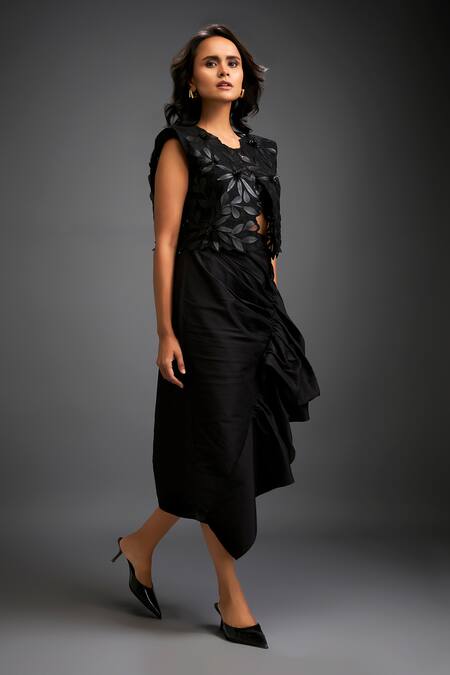 Shop_Deepika Arora_Black Taffeta Applique Round Neck Floral Jacket Ensemble _Online_at_Aza_Fashions