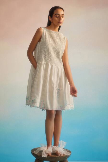 Buy_Ahmev_Ivory Chanderi Cotton Embroidery Round Neck Miyabi Ruching Dress _Online_at_Aza_Fashions