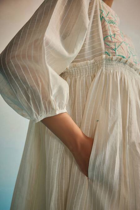 Buy Ahmev Ivory Chanderi Cotton Embroidery Round Neck Hakanai Square Sleeve Top Buy_Ahmev_Ivory Chanderi Cotton Embroidery Round Neck Hakanai Square Sleeve Top