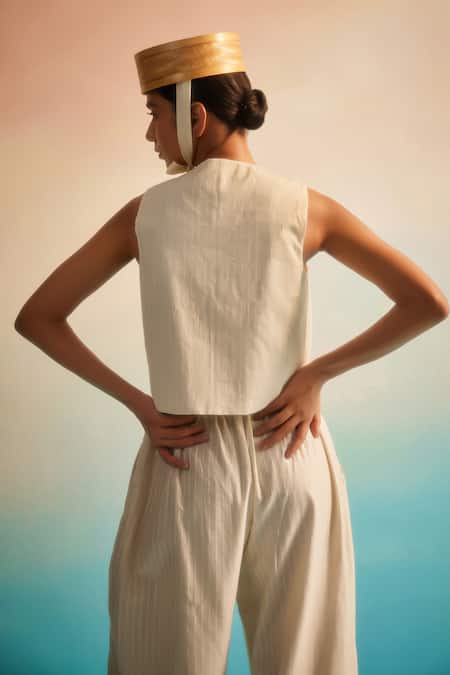 Ahmev Ivory Chanderi Reversible Vest 