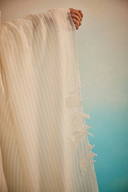 Ahmev_Ivory Chanderi Embroidery Kofu Applique Dupatta _Online_at_Aza_Fashions