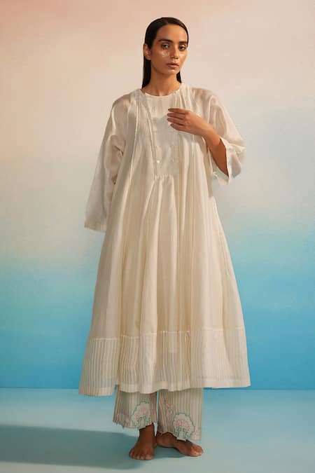 Ahmev Ivory Chanderi, Cotton Round Neck Panelled Kurta
