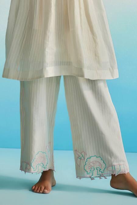 Ahmev_Ivory , , Embroidery Round Neck Kurta Set _Online_at_Aza_Fashions