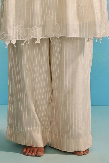 Ahmev Ivory Chanderi, Cotton Embroidery Round Neck Box Pleat Applique Kurta Set Online at Aza Fashions Ahmev_Ivory Chanderi, Cotton Embroidery Round Neck Box Pleat Applique Kurta Set _Online_at_Aza_Fashions