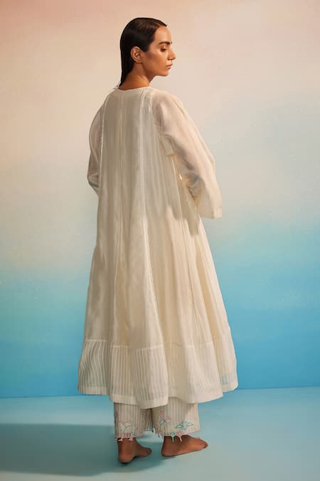 Ahmev Midori Panelled Kurta Set 