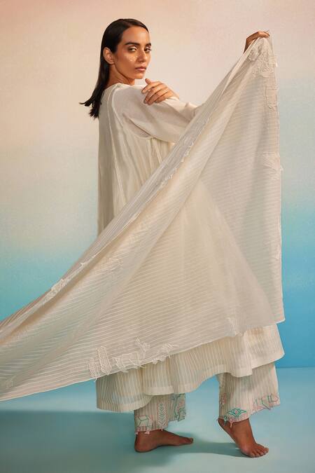 Buy_Ahmev_Ivory Cotton, Cotton, Embroidery Midori Panelled Kurta Set 