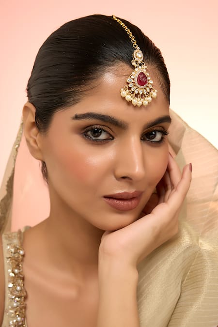 Karisa Designs White Designer Taavir Maangtikka 