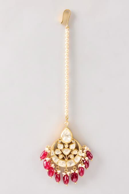 Shop Karisa Designs White Ira Moissanite Maangtikka at Aza Fashions Shop_Karisa Designs_White Ira Moissanite Maangtikka _at_Aza_Fashions