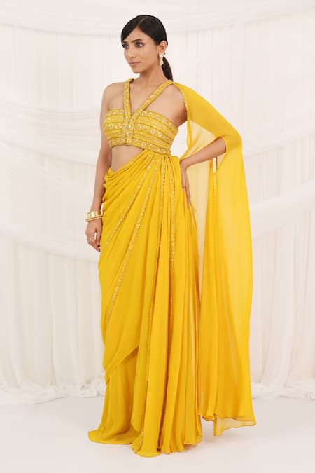 Buy_Aurouss_Yellow Georgette, Tulle Sequins, Embroidery V-neck Sunroot Pre-draped Saree Set _Online_at_Aza_Fashions
