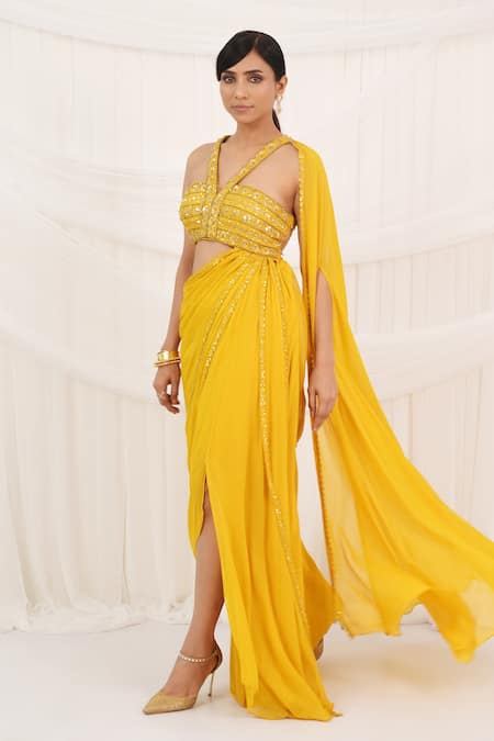 Shop_Aurouss_Yellow Georgette, Tulle Sequins, Embroidery V-neck Sunroot Pre-draped Saree Set _Online_at_Aza_Fashions