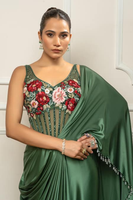 Buy_Isha Regalia_Green Satin, Net Embroidery Scoop Neck Drape Saree Set _Online_at_Aza_Fashions