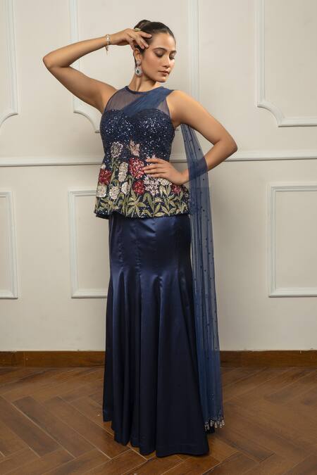 Buy_Isha Regalia_Navy Satin, Net Embroidery Round Neck Blue Hand Saree Set _Online_at_Aza_Fashions