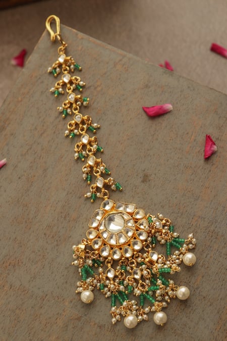 Paisley Pop Kundan Maangtikka with Mint Accents 