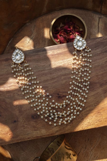 Buy_Paisley Pop_Gold Pearls Kundan Plated Braid Pin _Online_at_Aza_Fashions