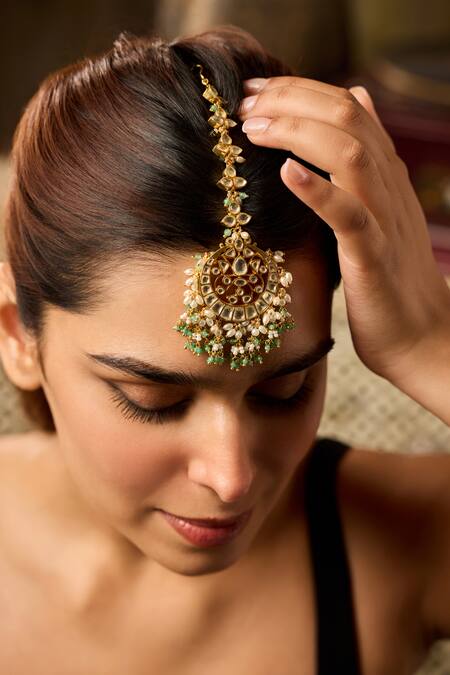 Buy_Paisley Pop_Mint Kundan Maangtikka _Online_at_Aza_Fashions