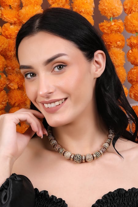 Buy_Queens Jewels_Gold Plated Traditional Gold-toned Beaded Necklace 